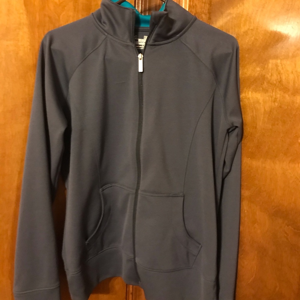 Women’s UA zip up